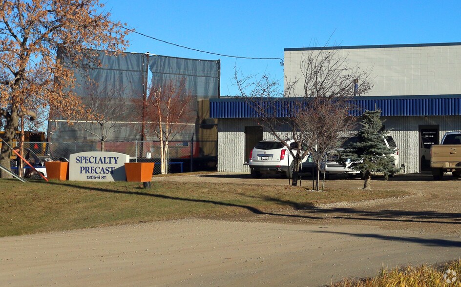 More Photos Of 1205 6th St, Nisku Manufacturing For Sale