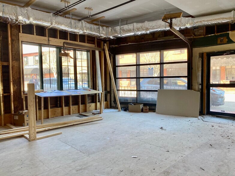 More Photos Of 103 Bellevue Ave, Newport Restaurant For Lease