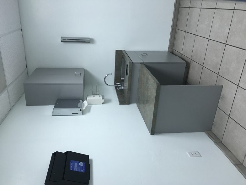 More Photos Of 1310 W St Marys Rd, Tucson Medical For Lease