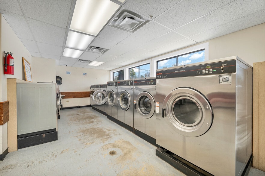 More Photos Of 2 Hill Rd, Franklin Storefront Retail Residential For Sale