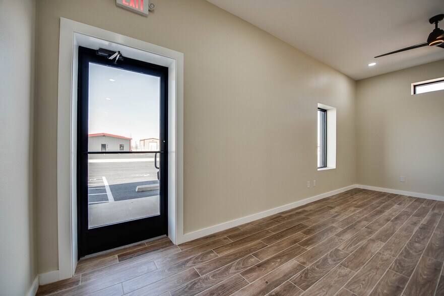 More Photos Of 1714 N FM 1788, Midland Warehouse For Lease