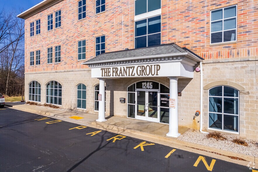 More Photos Of 1245 Cheyenne Ave, Grafton Medical For Lease