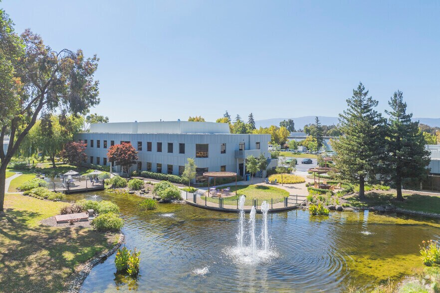 More Photos Of 2445 Faber Pl, Palo Alto Unknown For Lease