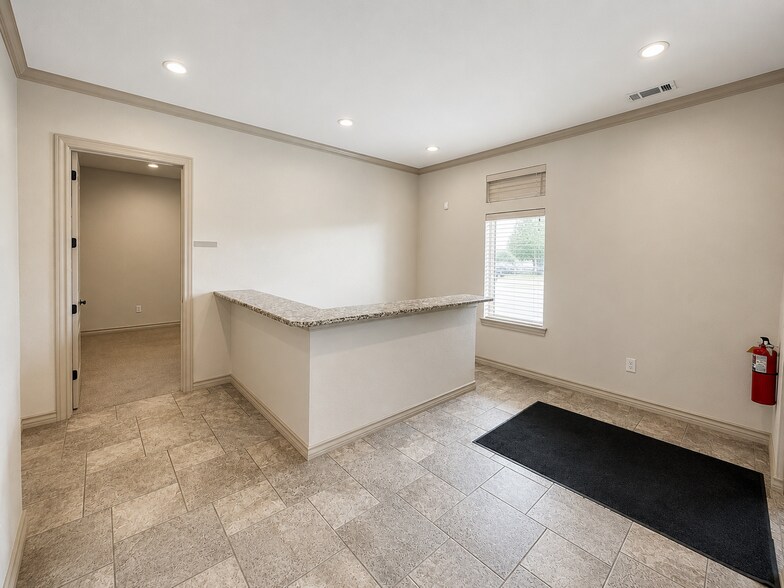 More Photos Of 701-901 Tradewinds Blvd, Midland Office For Lease
