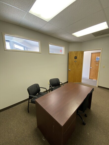 More Photos Of 960 Corporate Dr, Hillsborough Office For Lease