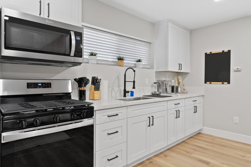 More Photos Of 3019-23 E 10th Street, National City Apartments For Sale
