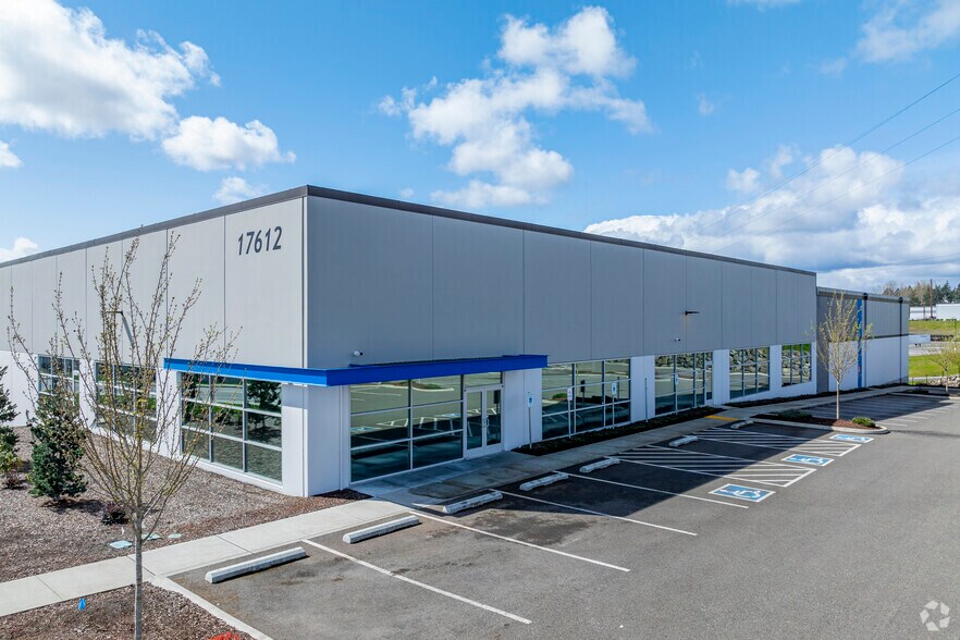 More Photos Of 17612 E 50th Ave, Tacoma Industrial For Sale