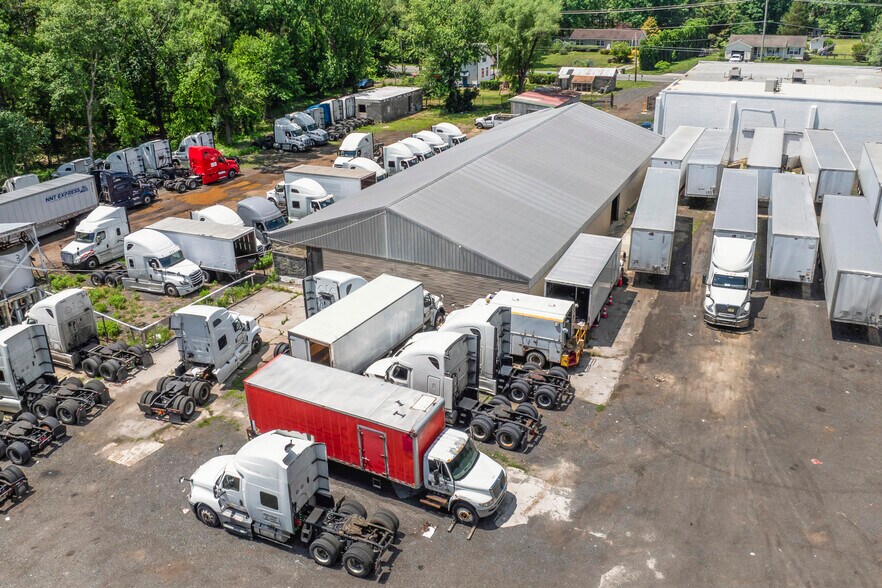 More Photos Of 2660 Main Rd, Franklinville Contractor Storage Yard For Sale