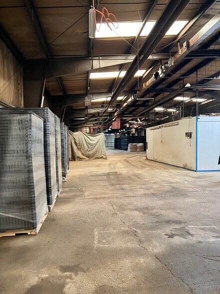 More Photos Of 850 Muskingum Ave, Zanesville Warehouse For Sale