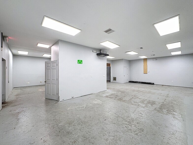 More Photos Of 2418 Highway 44 W, Inverness Storefront For Lease