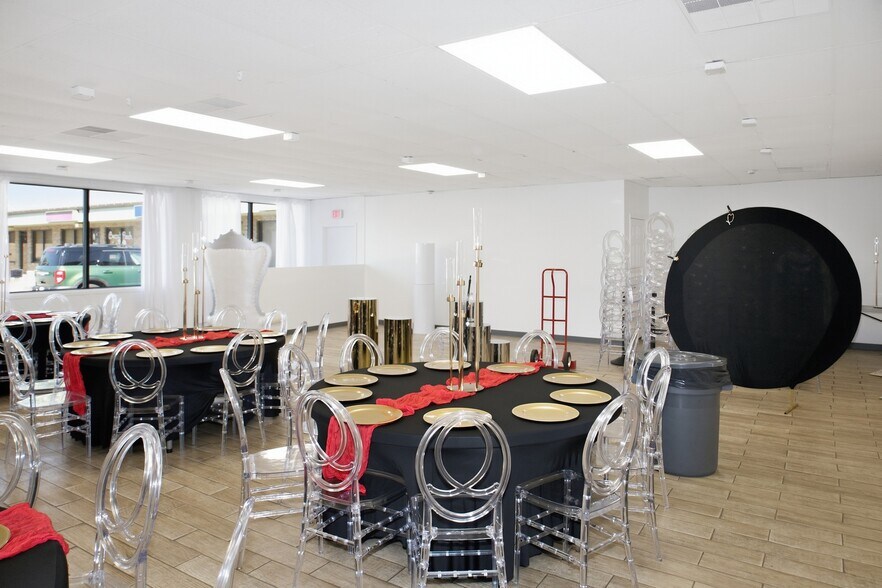 More Photos Of 53 Providence St, West Warwick Restaurant For Sale