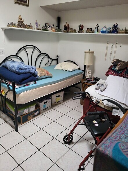 More Photos Of 710 N Mann Ave, Tucson Healthcare For Sale