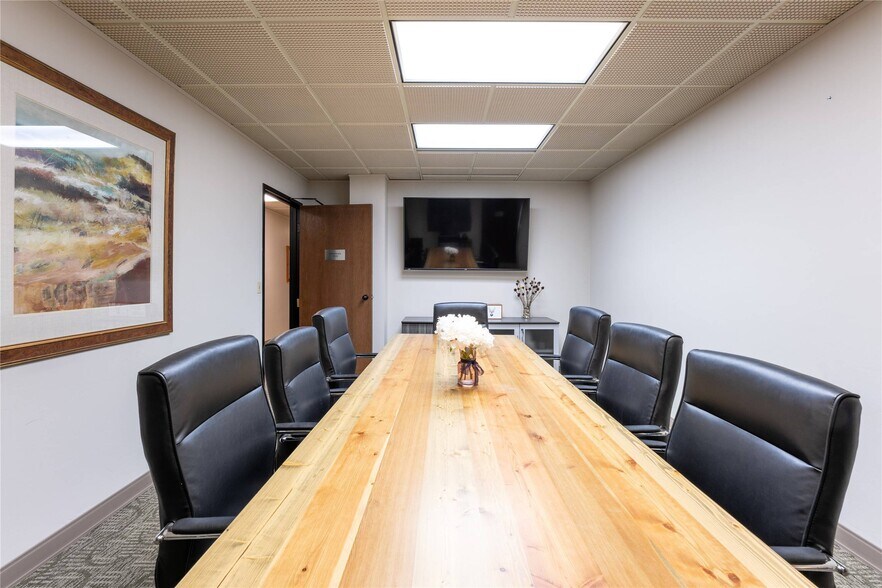 More Photos Of 100 2nd St E, Whitefish Office Residential For Lease