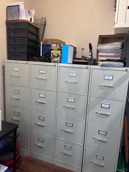 More Photos Of 1215 S Main St, Orem Office For Sale