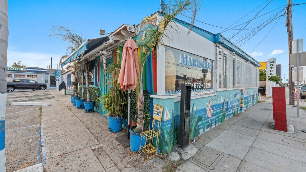 More Photos Of 10016-10024 S Inglewood Ave, Inglewood Freestanding For Sale