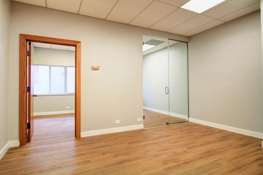 More Photos Of 5600 Arapahoe Ave, Boulder Office For Sale