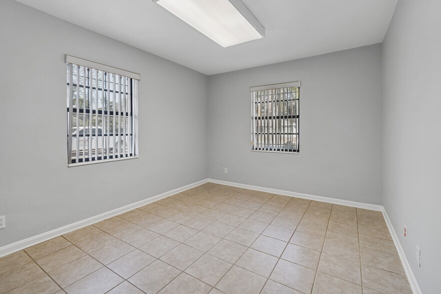 More Photos Of 1408 W Linebaugh Ave, Tampa Office Residential For Sale
