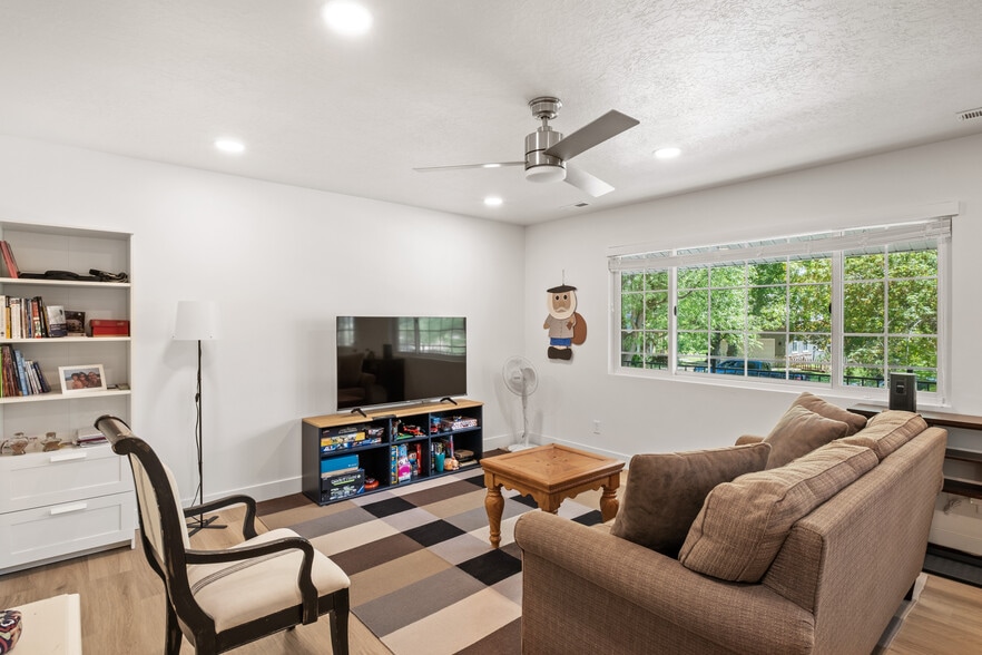 More Photos Of 49 N 300 E, Midway Apartments For Sale