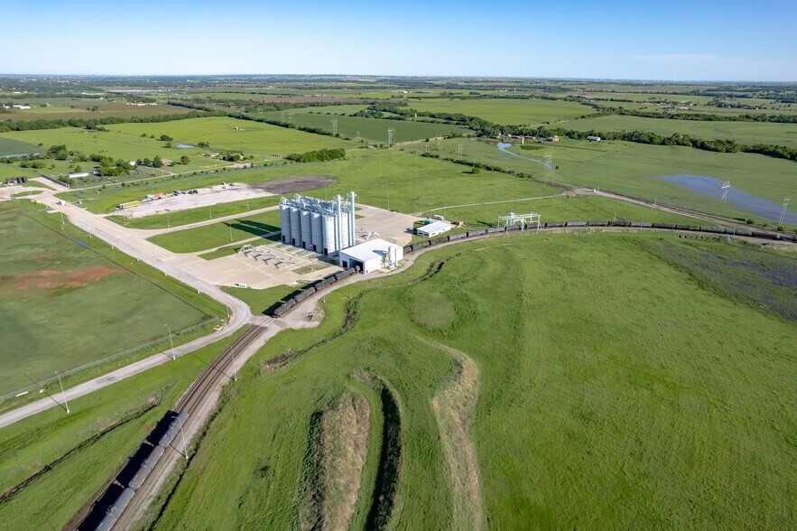 More Photos Of Evans Rd & OK-66, El Reno Unknown For Lease