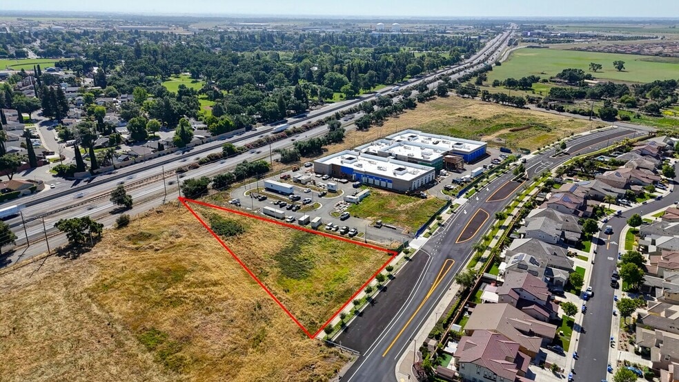 More Photos Of Lotz Pkwy, Elk Grove Land For Sale