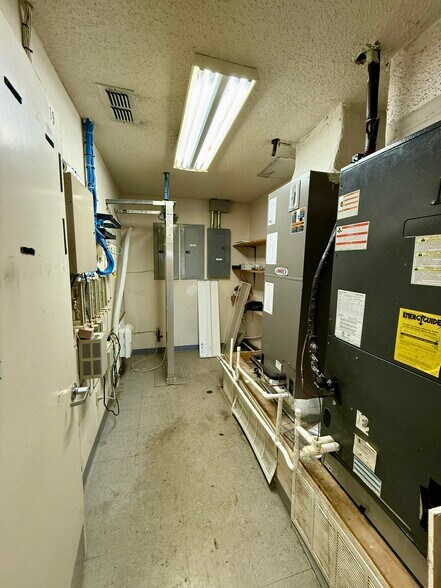 More Photos Of 3606 Profit Pl, Temple Office For Sale
