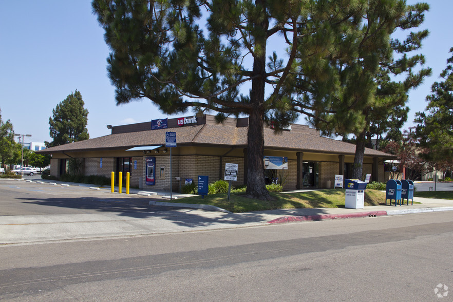 Primary Photo Of 9005 Complex Dr, San Diego Bank For Lease