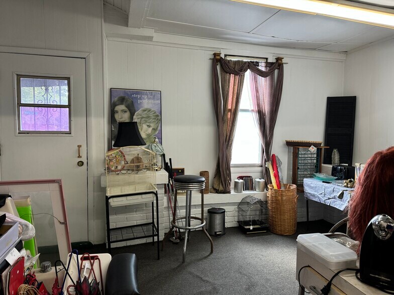 More Photos Of 458 Dauphin Island Pky, Mobile Freestanding For Sale