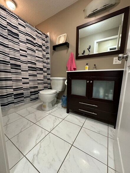 More Photos Of 10124 100 Av, Grande Prairie Apartments For Sale