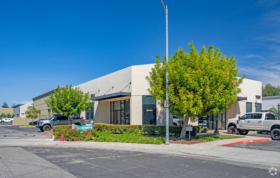 More Photos Of 1141 Ringwood Ct, San Jose Office For Lease
