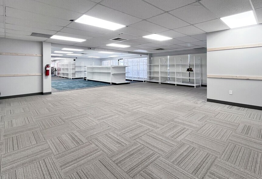 More Photos Of 95 McLeod Ave, Spruce Grove Medical For Lease