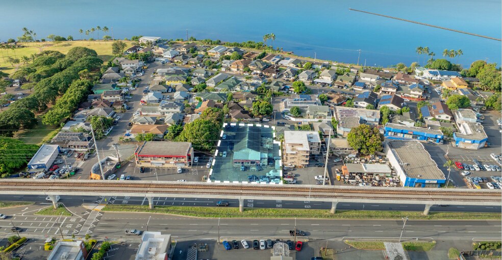 Primary Photo Of 98-391 Kamehameha Hwy, Aiea Auto Repair For Sale