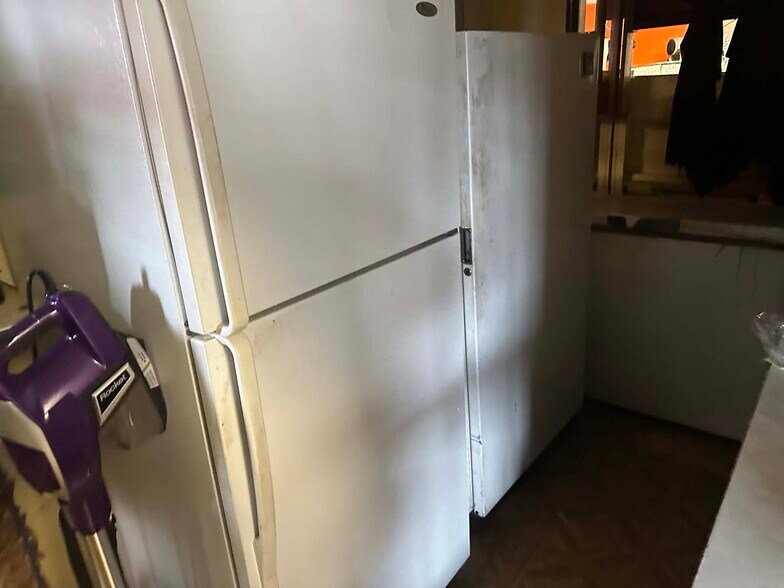 More Photos Of 221 Schuyler Ave, Kingston General Retail For Sale