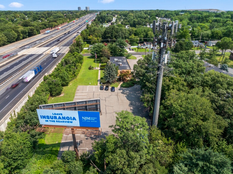 More Photos Of 160 Tices Ln, East Brunswick Office For Sale