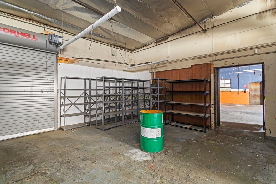 More Photos Of 1822 Belcroft Ave, South El Monte Manufacturing For Sale