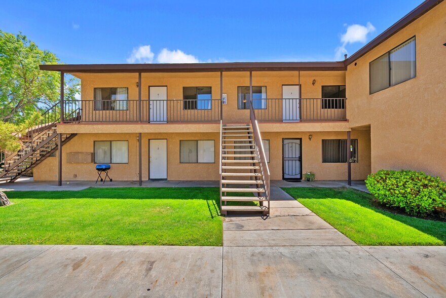 More Photos Of 44751 N Fern Ave, Lancaster Apartments For Sale