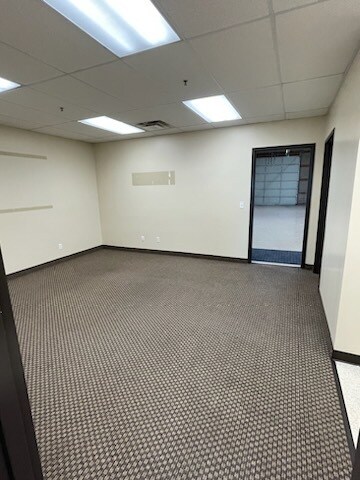 More Photos Of 461-489 W Parkland Dr, Sandy Warehouse For Lease