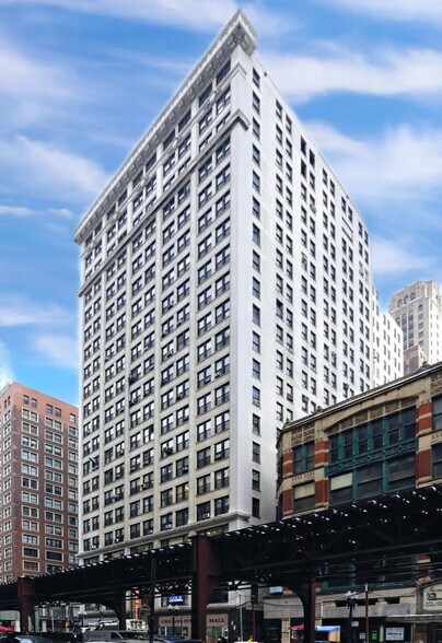 More Photos Of 5 S Wabash Ave, Chicago Office For Lease