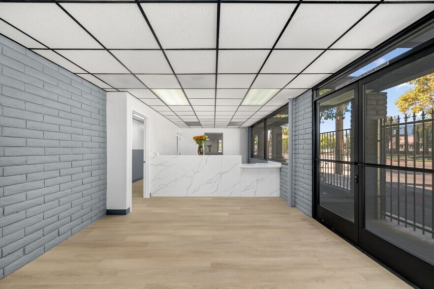 More Photos Of 570 N Towne Ave, Pomona Storefront Retail Office For Sale
