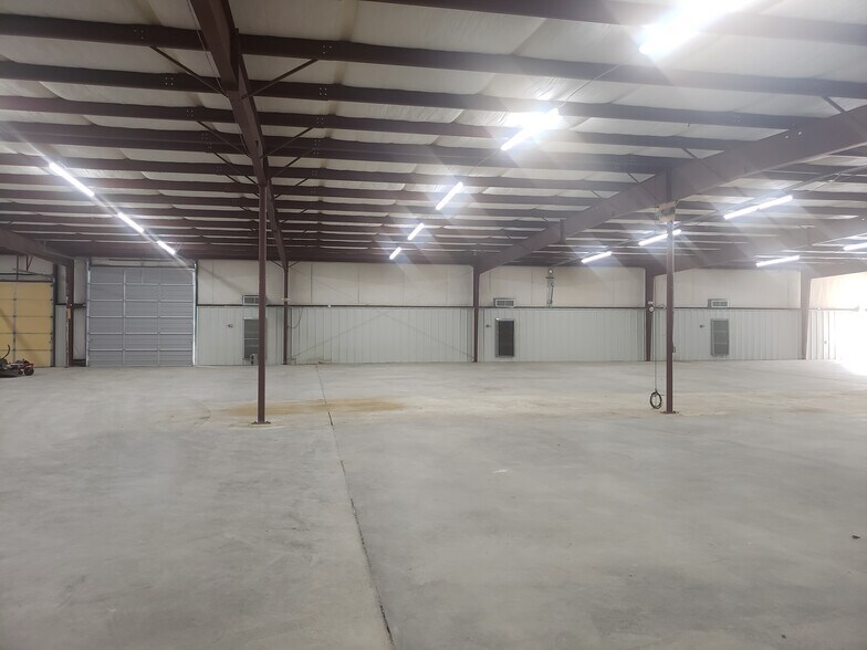 More Photos Of 133 Old Forreston Rd., Greeleyville Light Manufacturing For Sale