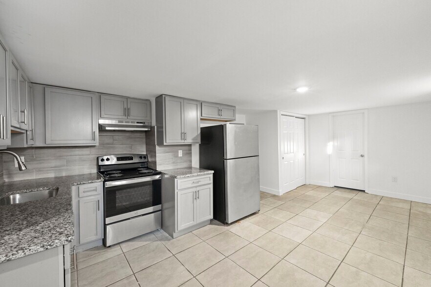 More Photos Of 168 Sherman Ave, Newark Apartments For Sale