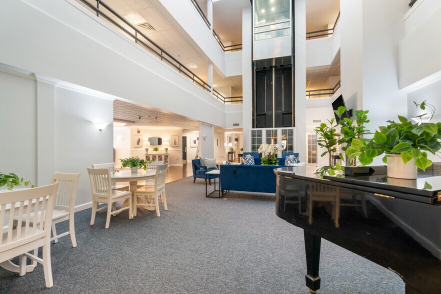 More Photos Of 6301 Village Grove Dr, Memphis Apartments For Sale