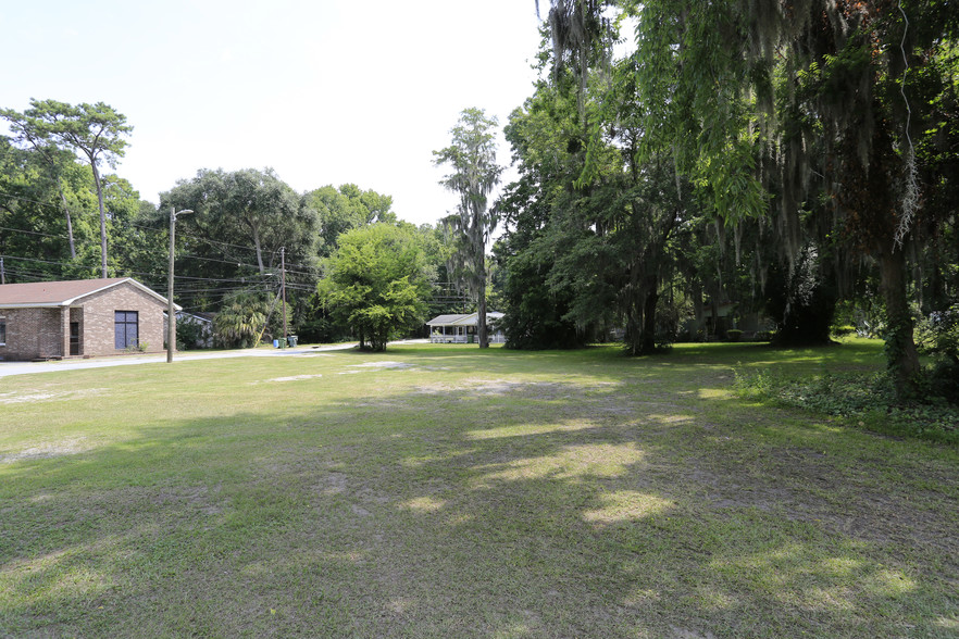 Primary Photo Of 1940 Montgomery Crossroads, Savannah Land For Sale