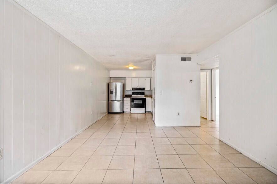 More Photos Of 12211 N 59th St, Tampa Apartments For Sale