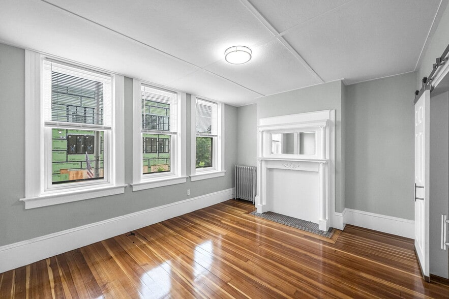 More Photos Of 76-96 Maple St, Florence Apartments For Sale