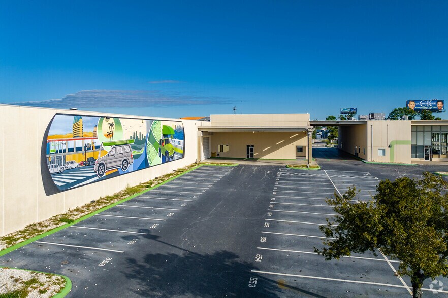 More Photos Of 4636 N Dale Mabry Hwy, Tampa Auto Dealership For Lease