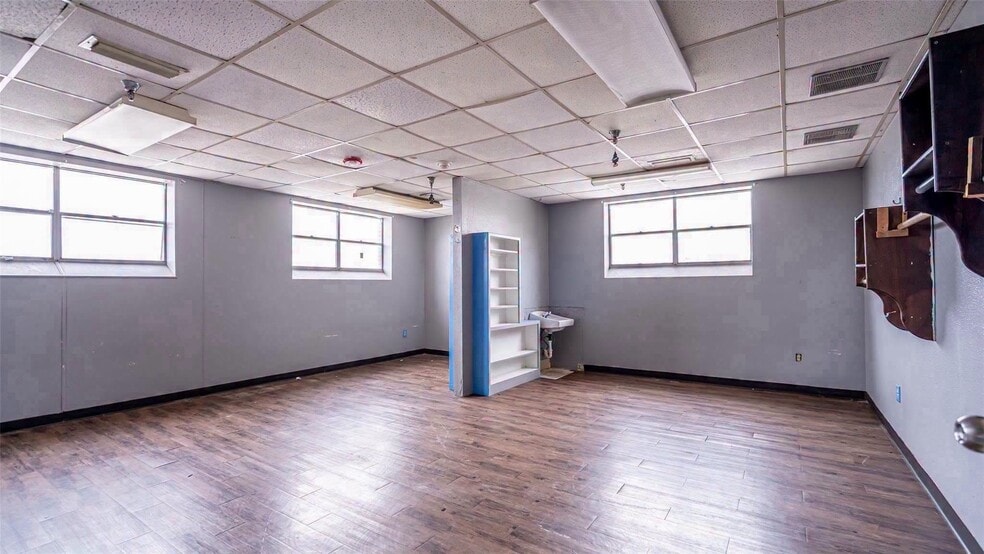 More Photos Of 701 S Cherry Ln, Fort Worth Rehabilitation Center For Sale