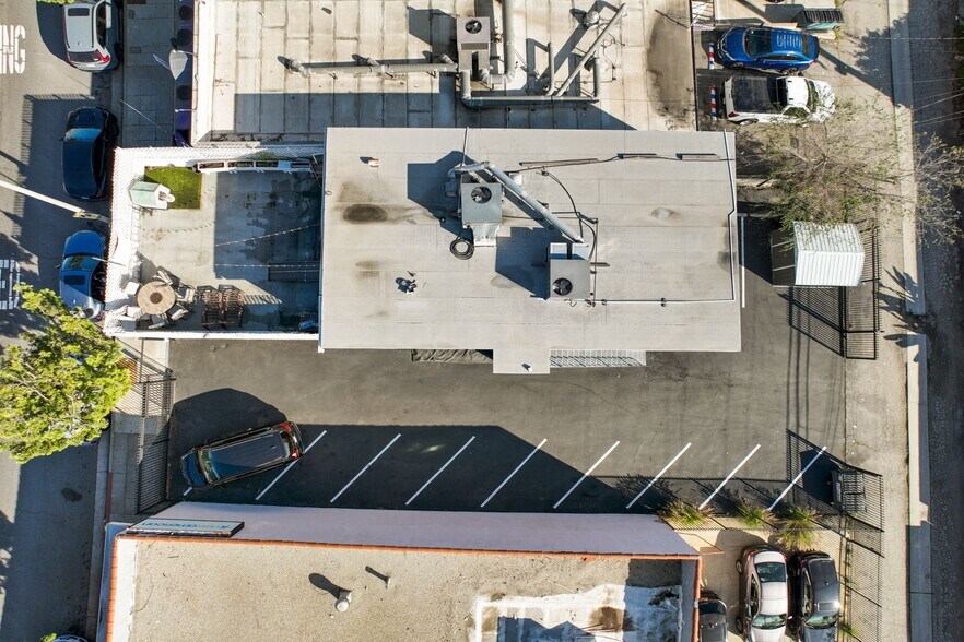 More Photos Of 2517 W Beverly Blvd, Montebello Storefront Retail Residential For Sale