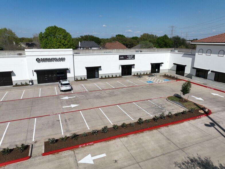 More Photos Of 20320 Northwest Fwy, Houston Medical For Lease