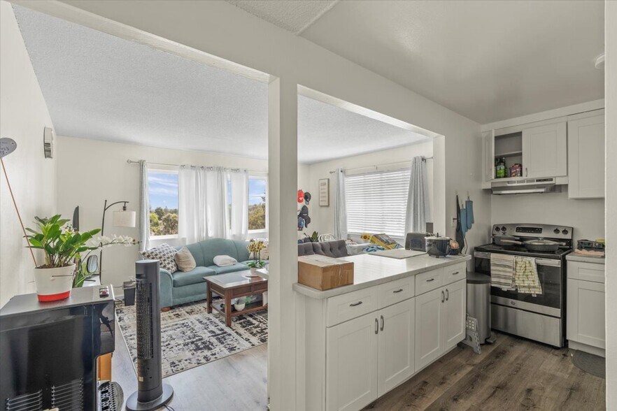 More Photos Of 616 Canyon Rd, Redwood City Multifamily For Sale