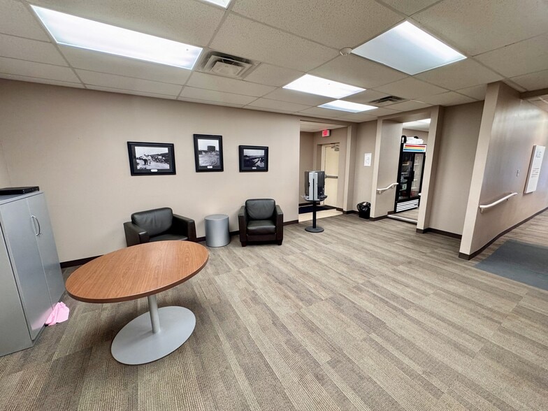 More Photos Of 1200 Bensdale Rd, Pleasanton Warehouse For Lease